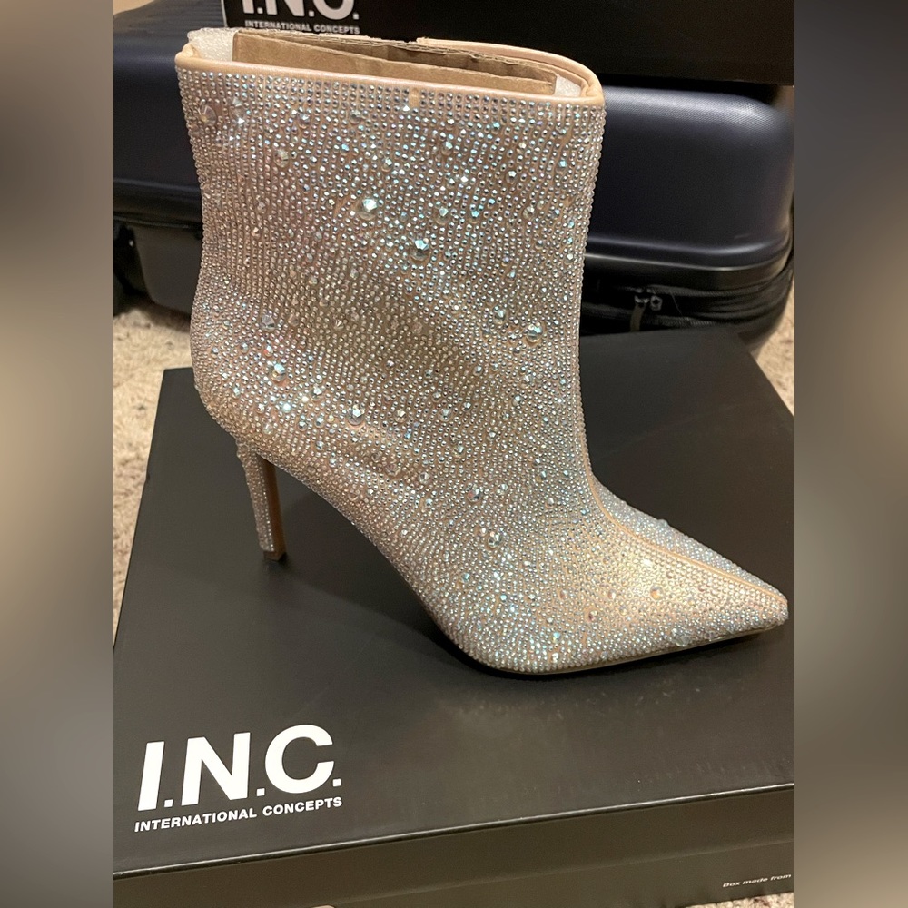 Women's Reisa Dress Booties